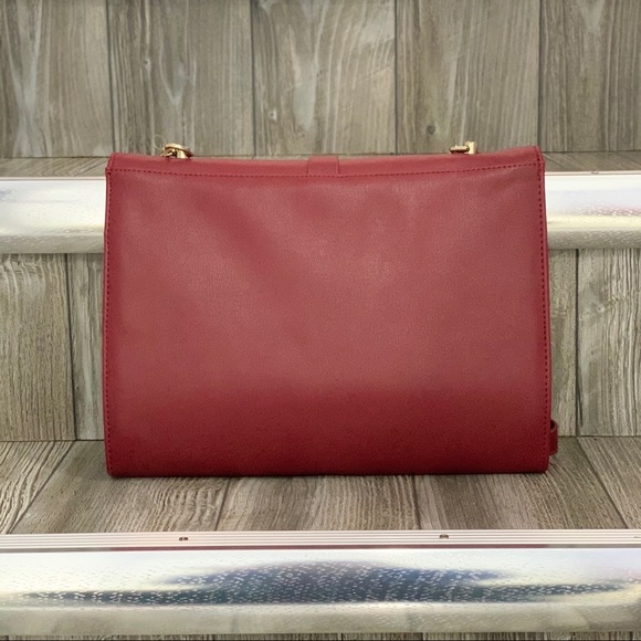 Just Fab | Burgundy Crossbody Bag - Picture 2 of 3